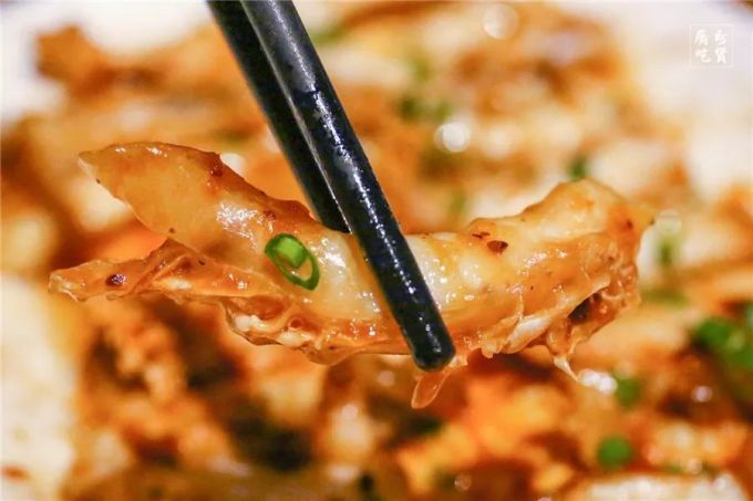 被公园前街坊吹爆的爽身鲩,一鱼五食,有人为它专门打飞的!