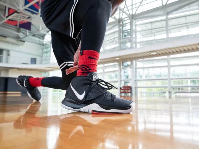 潮闻快食 | Nike KYRIE 6 正式发布!AAPE 正式发布 2019 冬季男女装系列