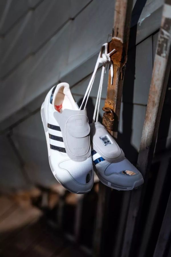 潮闻快食 | 连卡佛携手 ALEXANDER WANG 打造联名系列,Nike KYRIE 6「首发系列」即将登场