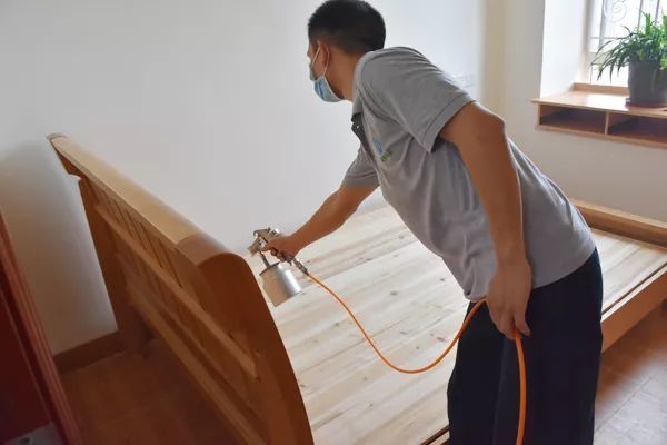 甲醛房滚!装修后必要4招,有效除甲醛,家具再多也不怕超标!