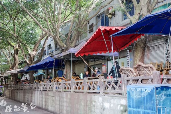 金堂,藏了4个大学美食城,比想象中好吃多了!