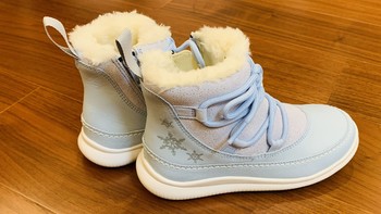 双十一我们家的第一单——女儿的Clarks冰雪奇缘联名短靴