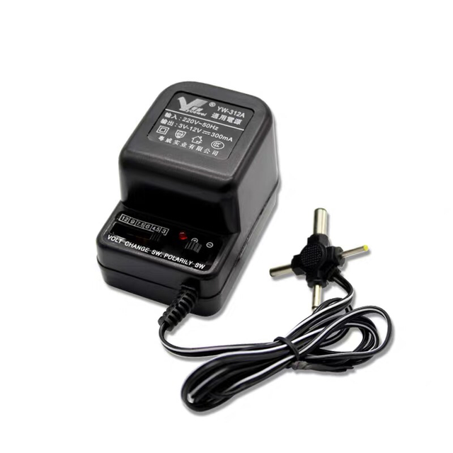 可调电压的变压器带十字插头