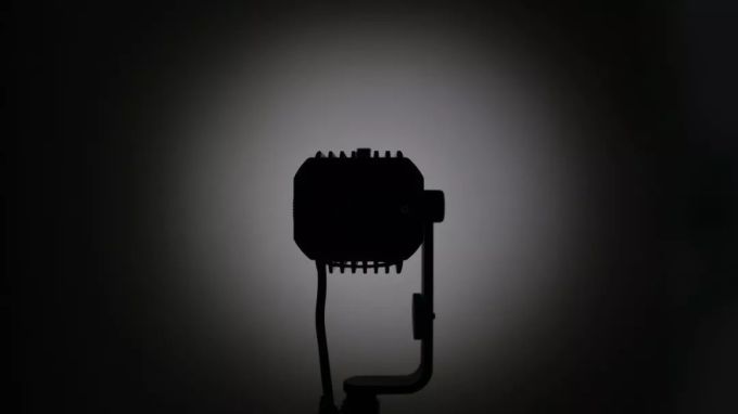 神牛 GODOX S30 LED 聚光灯开箱