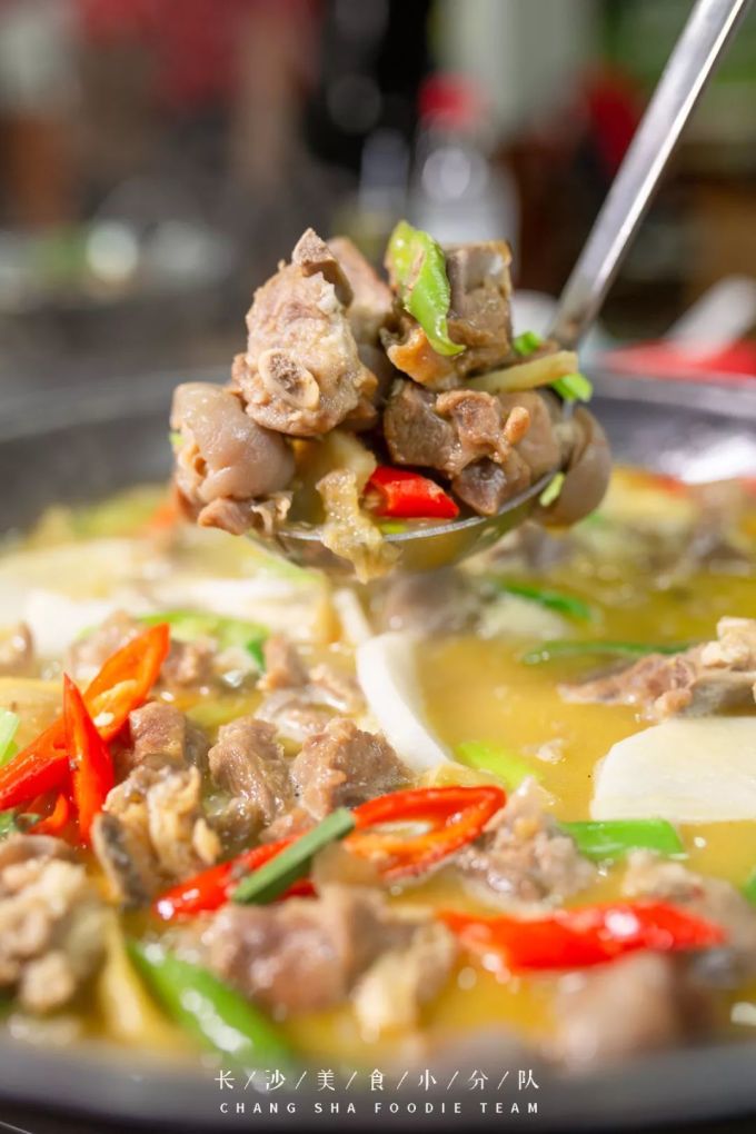 人均30元!皖北网红地锅鸡吃到饱,双11后不吃土就吃鸡!