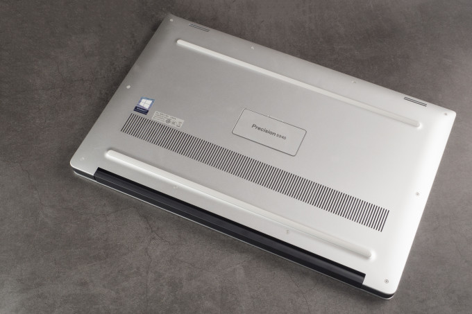 dell 戴尔precision 5540到站秀:高性能,轻薄体积和重量的移动工作站