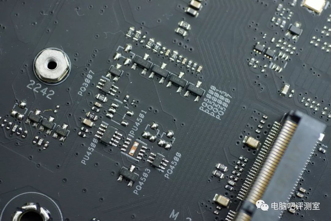 【八测】打倒intel工作站最好的方法就是做出AMD工作站！华硕Pro WS X570-ACE