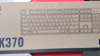 酷冷至尊樱桃红轴机械键盘CK370开箱晒图