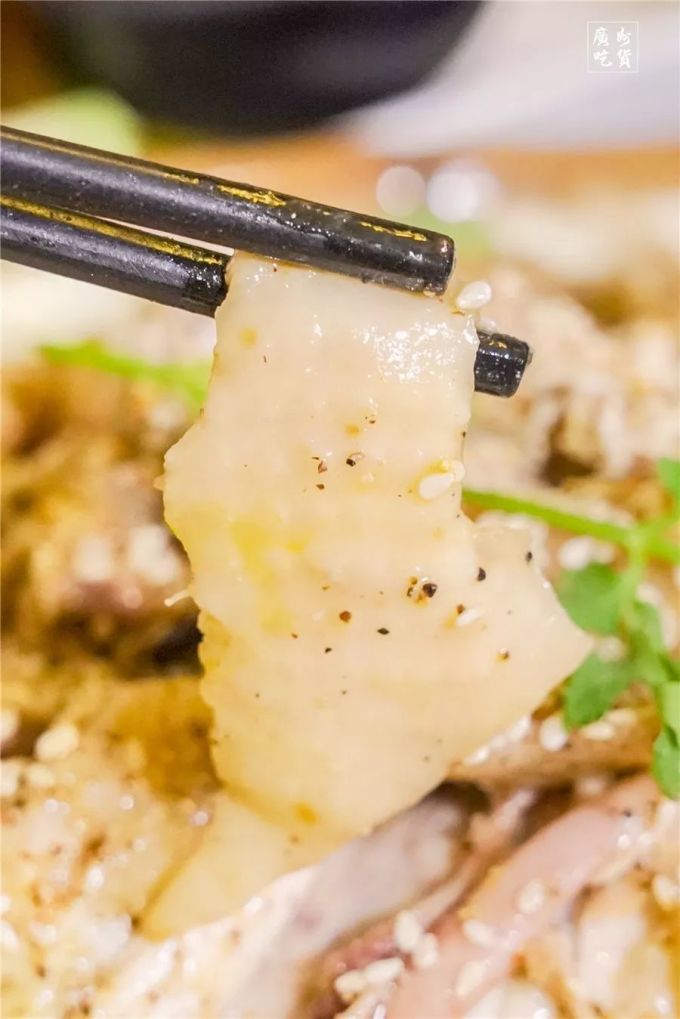藏身中山七路的“大排档”,人均40+吃越南大餐!