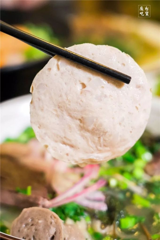 藏身中山七路的“大排档”,人均40+吃越南大餐!