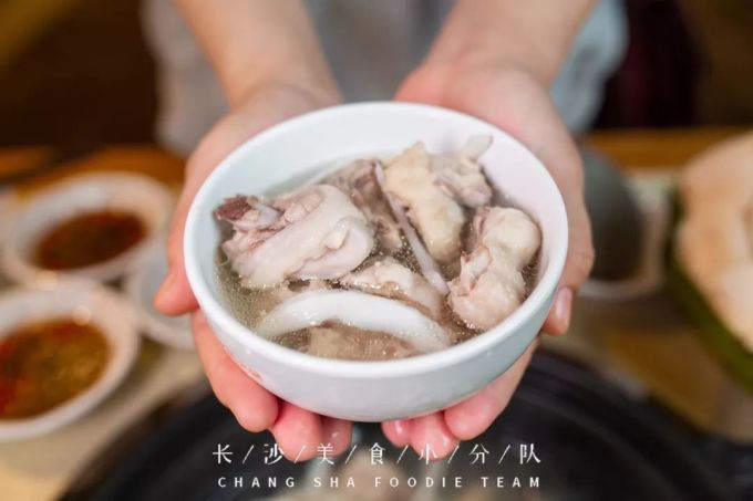 煲大王老砂锅猪肚鸡·椰子鸡进驻叮叮mall,连续七天全场5.5折!