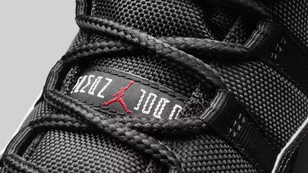 潮闻快食丨黑红Air Jordan XI抢先实物鉴赏, Supreme x Martin Wong联名系列释出