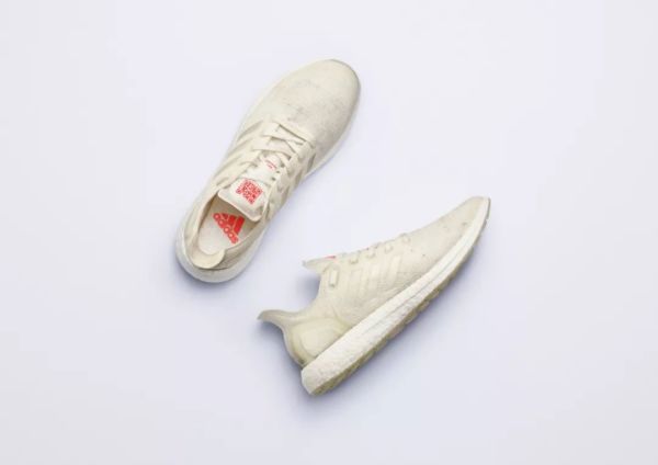 潮闻快食丨黑红Air Jordan XI抢先实物鉴赏, Supreme x Martin Wong联名系列释出