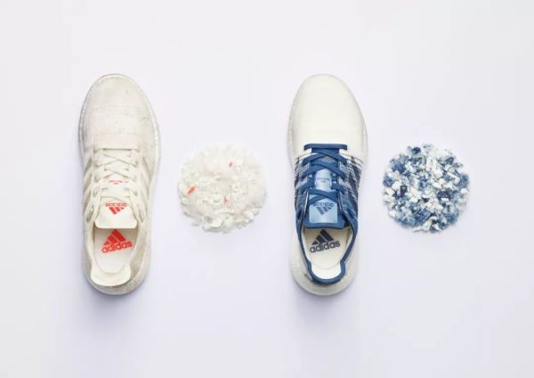 潮闻快食丨黑红Air Jordan XI抢先实物鉴赏, Supreme x Martin Wong联名系列释出