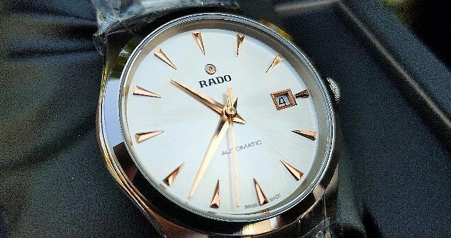 2.2折买入2万多的新款皓星金表！RADO雷达男士正装机械表R32115113藏锋与露锋兼有！