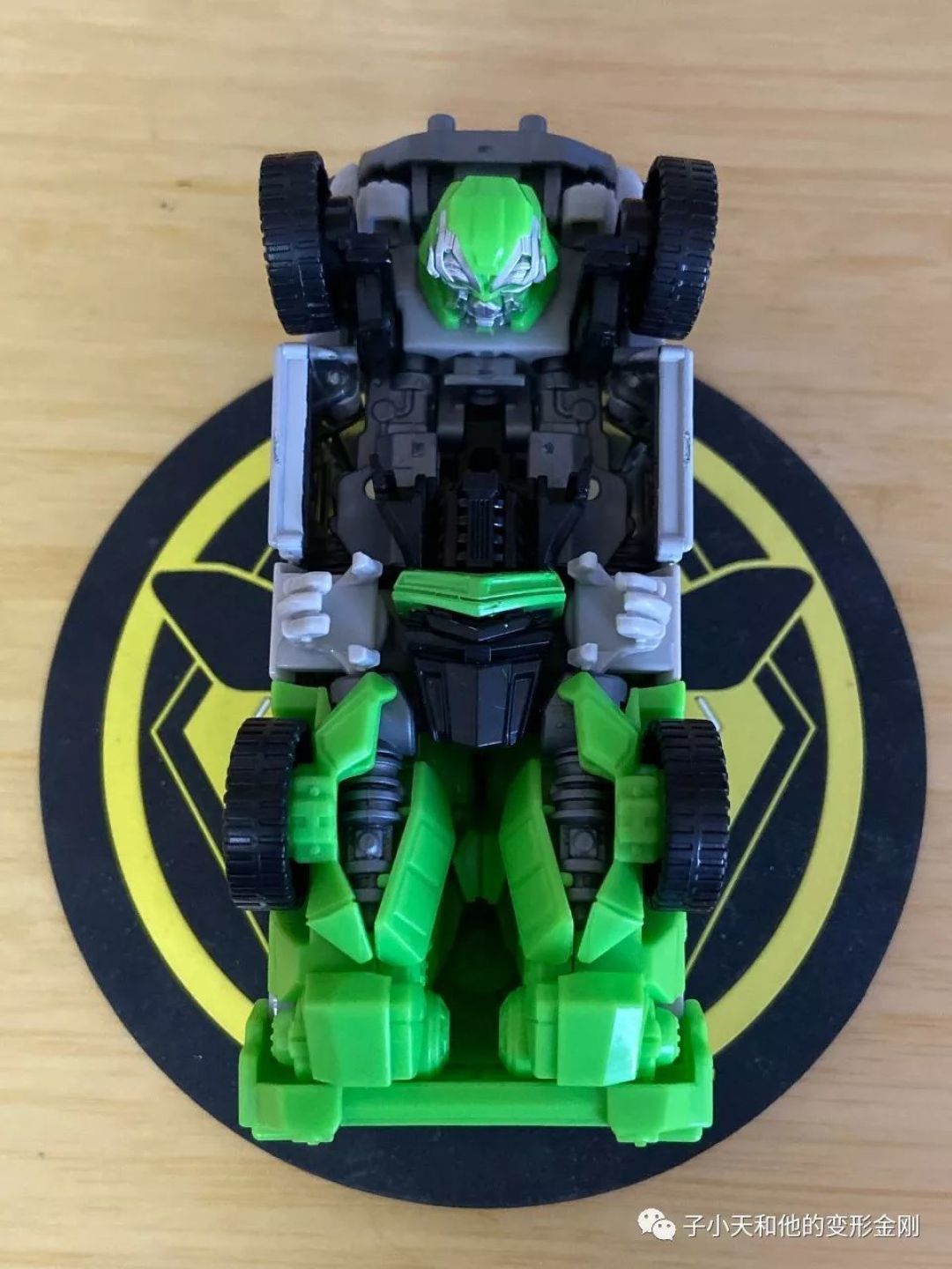 【评玩具】子小天:movie杨测评《变形金刚&nbsp;ss16绿色救护车,博派