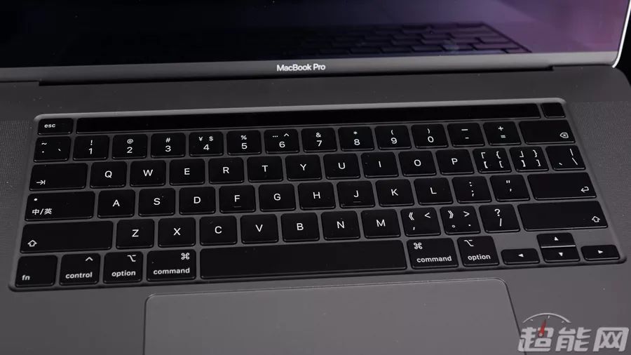 键盘有感觉了：MacBook Pro 16上手码字体验