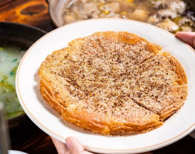 荔湾居民楼里的这锅鸡,有人天天跨区来吃