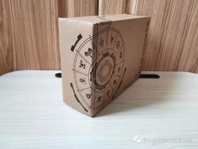 子小天:变形金刚世代精选系列——舞者,开箱测评!