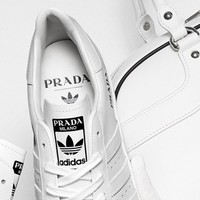 贝壳头和保龄球包：adidas Originals X PRADA 联名单品公布