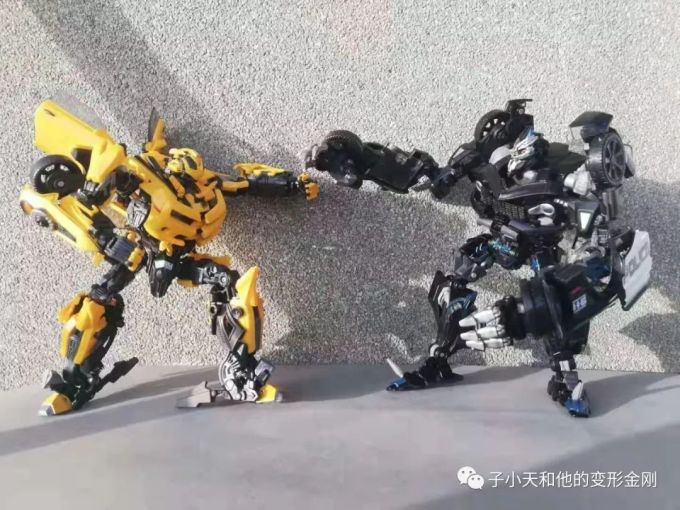 【评玩具】子小天:岑测评《变形金刚 MPM03大黄蜂,只有它称得上是真正的MPM!》