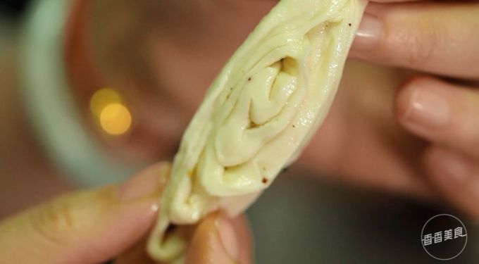 传说中的东北神菜铁锅炖烀饼子,在家也能轻松搞定