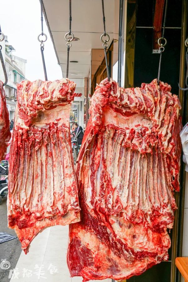 去1300年的唐昌古镇!吃街巷里的「风吹吹」