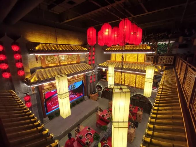 为什么明星们都爱吃这家火锅店?我来告诉你答案