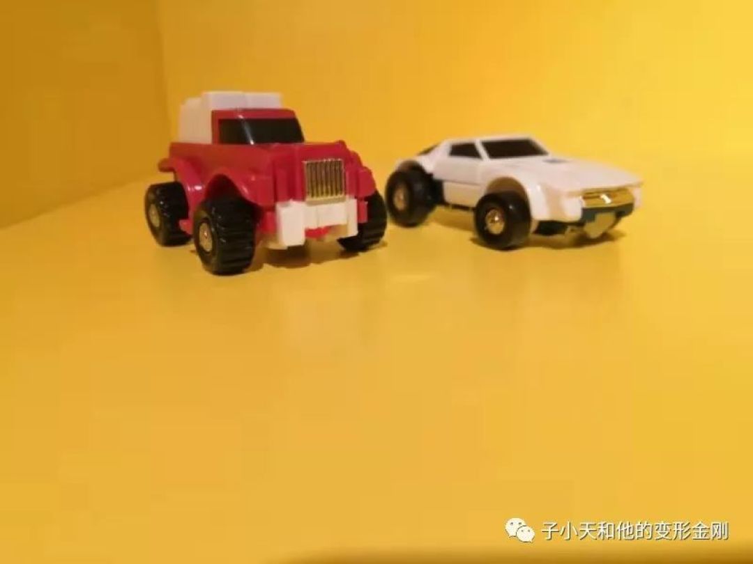 【评玩具】子小天:大果果测评《变形金刚 G1复刻版挡板背离!》