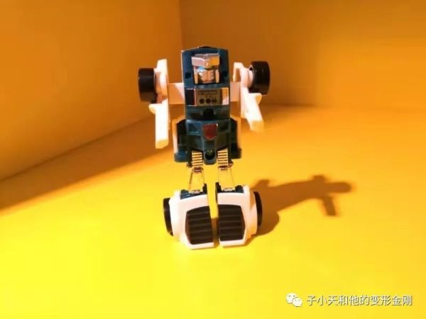 【评玩具】子小天:大果果测评《变形金刚 G1复刻版挡板背离!》