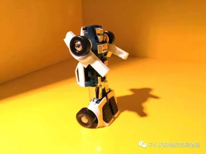 【评玩具】子小天:大果果测评《变形金刚 G1复刻版挡板背离!》