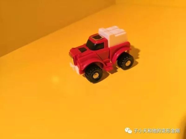 【评玩具】子小天:大果果测评《变形金刚 G1复刻版挡板背离!》