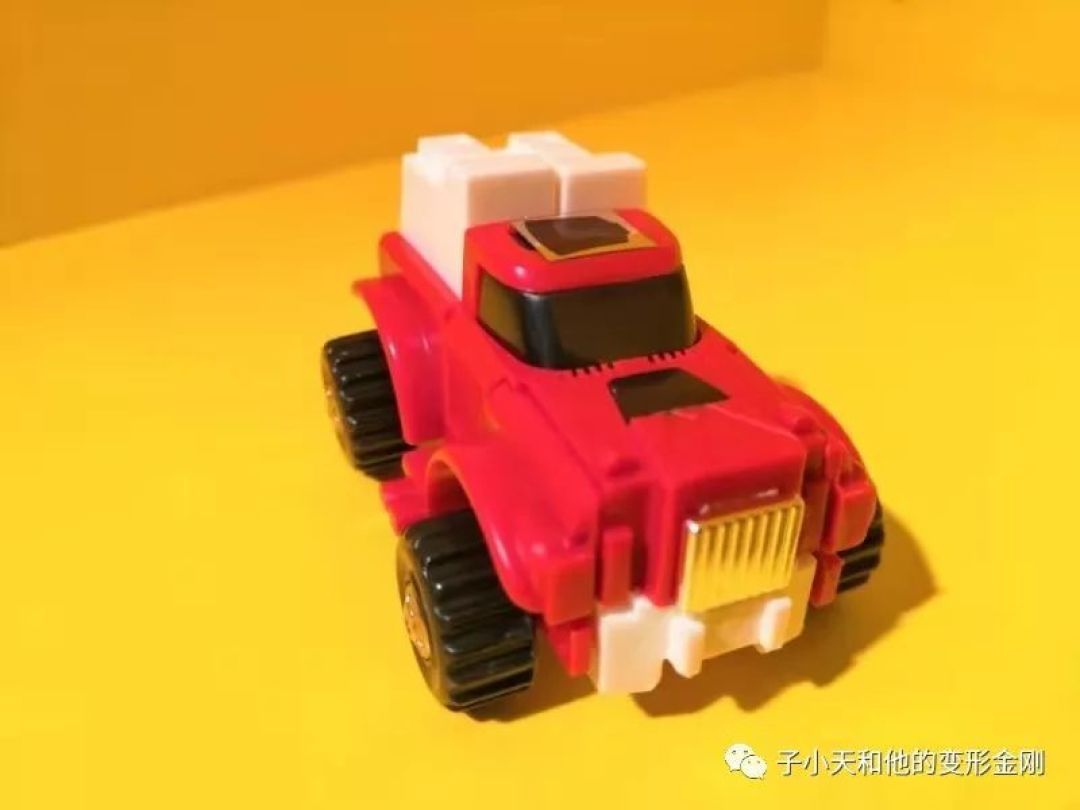 【评玩具】子小天:大果果测评《变形金刚 G1复刻版挡板背离!》