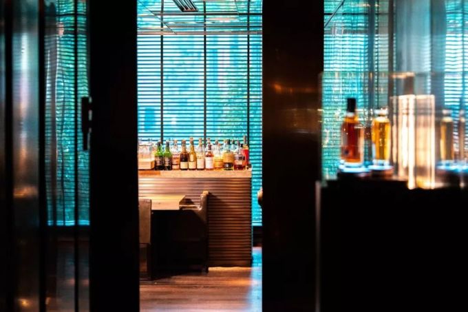 太古汇的五星级酒店里,藏着一间明星也爱打卡的Whisky Bar
