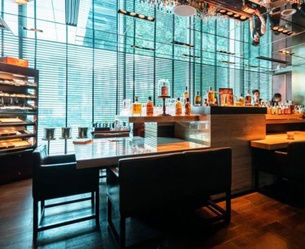 _DSC5716.jpg 太古汇的五星级酒店里,藏着一间明星也爱打卡的Whisky Bar