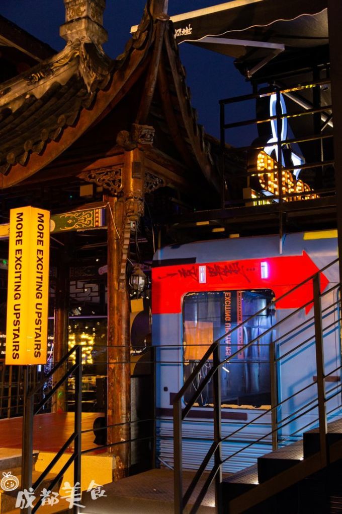 市区新开的【超级大夜市】,连着去吃了两天!