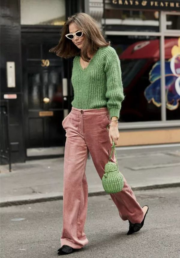 有什么是比背一只包,更简单的时髦方式?| FASHION