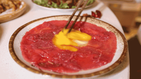 肉食者警告!大龙燚升级菜单,为你承包这个冬天的火锅牛肉!