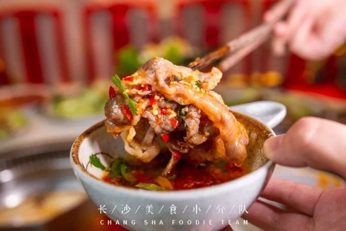 肉食者警告!大龙燚升级菜单,为你承包这个冬天的火锅牛肉!