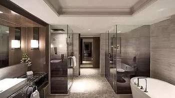 作为房客，我败给了酒店的透明浴室，该如何避免尴尬？