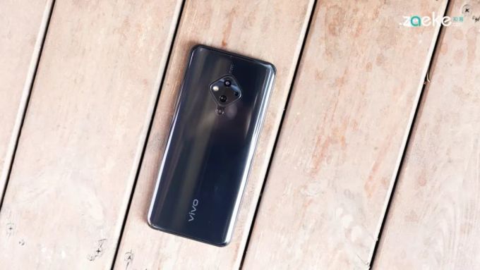 更具“菱感”的vivo S5,想要再度“照亮你的美”