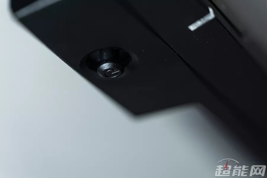 技嘉AORUS FI27Q-P显示器评测：主流规格战术装备助你快人一筹