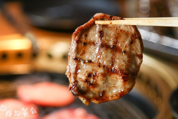 姐姐家的日式10层烤肉,吃一份就饱!