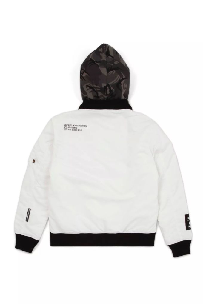 潮闻快食 | adidas YEEZY 500 HIGH「Slate」正式登场!Supreme x dead prez 展开合作