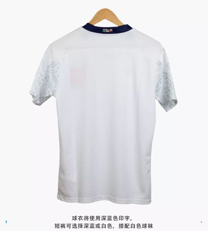 买不到球员版也一定要冲的球衣!