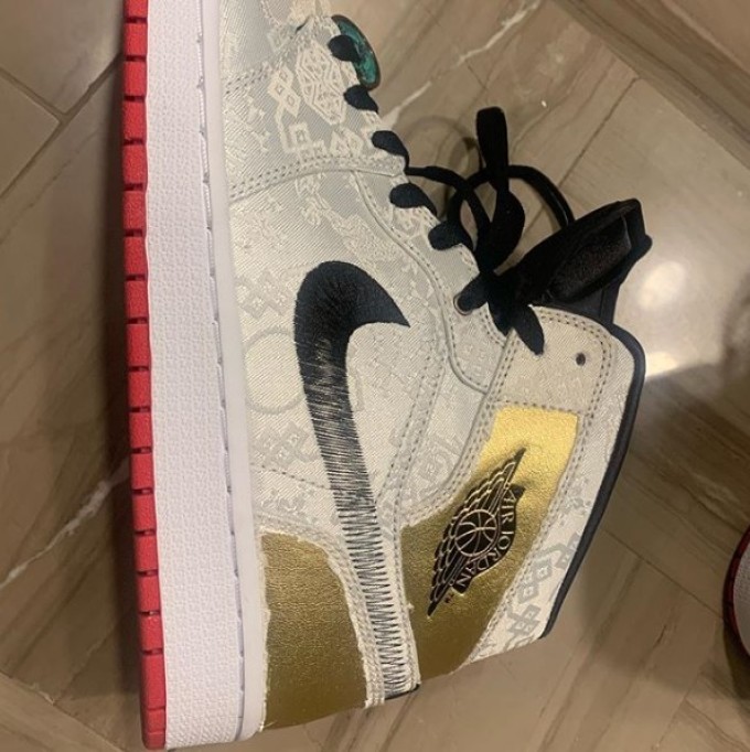 铜钱丝绸:FEARLESS系列 陈冠希 x AIR JORDAN 1 MID