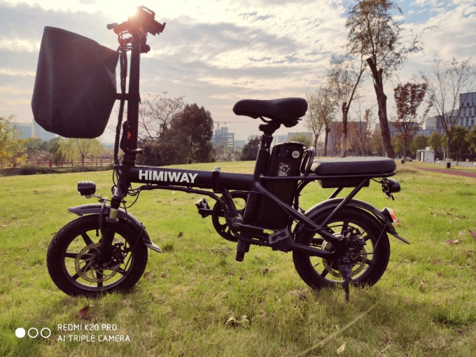 嗨米折叠电动车