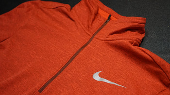 【跑者老樊的测评】严冬里的小暖阳-Nike THERMA-FIT跑步训练长袖T恤开箱