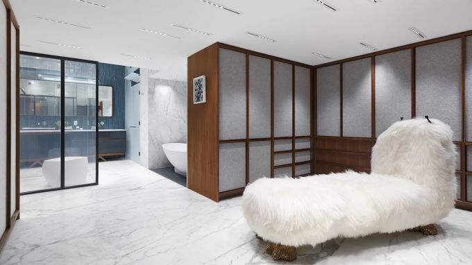 设计师爆改 306㎡ LOFT ,用玻璃夹层做出 600㎡ 既视感!
