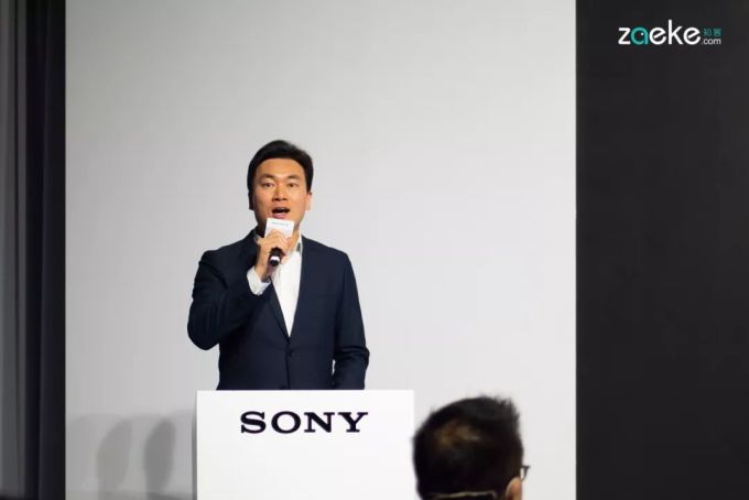 在这潮玩的新时代,索尼全新h.ear系列将“时尚设计”作为第一要义